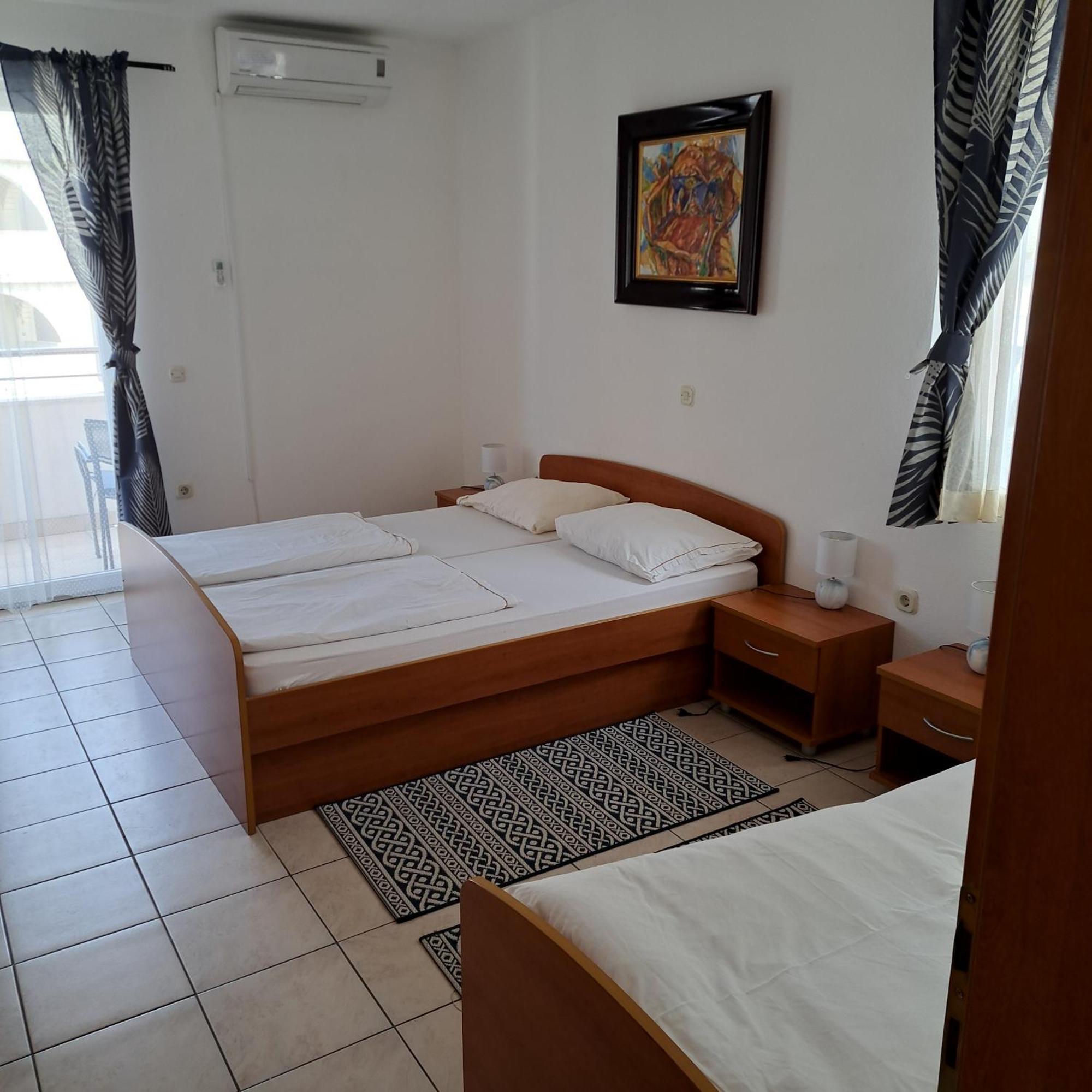 Apartments Vila Adrijana & Fitness Studio Wolf Bv Baška Voda Chambre photo